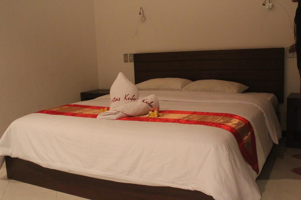 Letos Kubu Homestay Kuta Lombok Extérieur photo