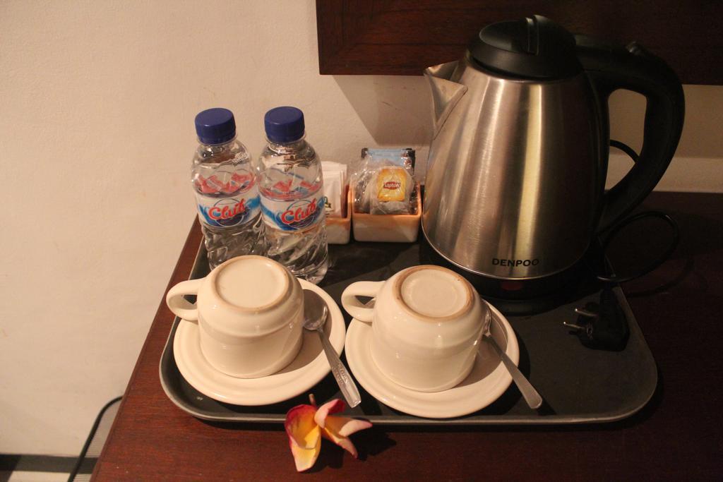 Letos Kubu Homestay Kuta Lombok Extérieur photo